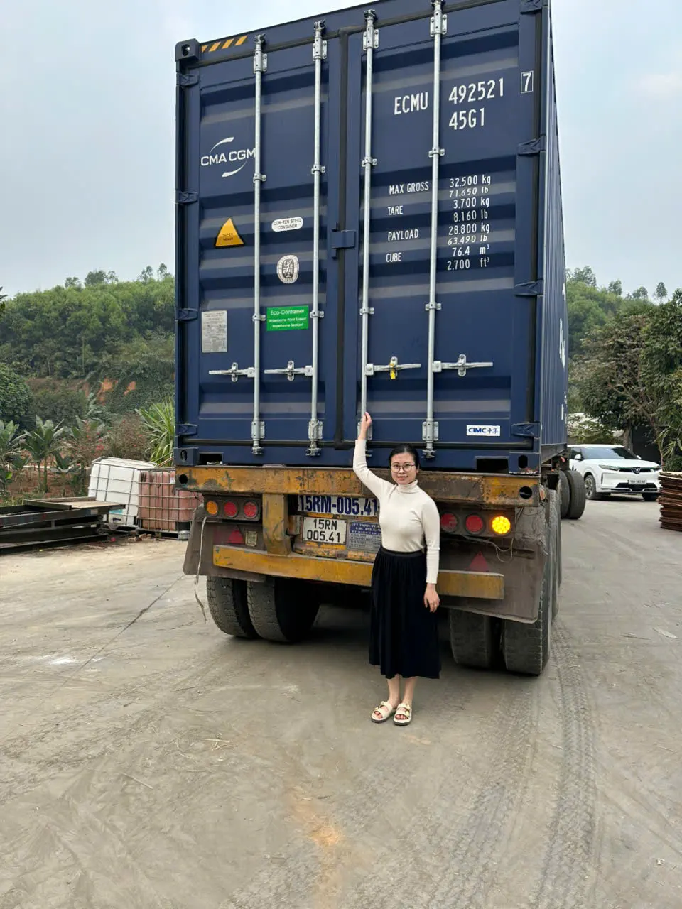 Styrax core plywood 1250x2500mm packing 18 pallets per 40HC container HCPLY Vietnam