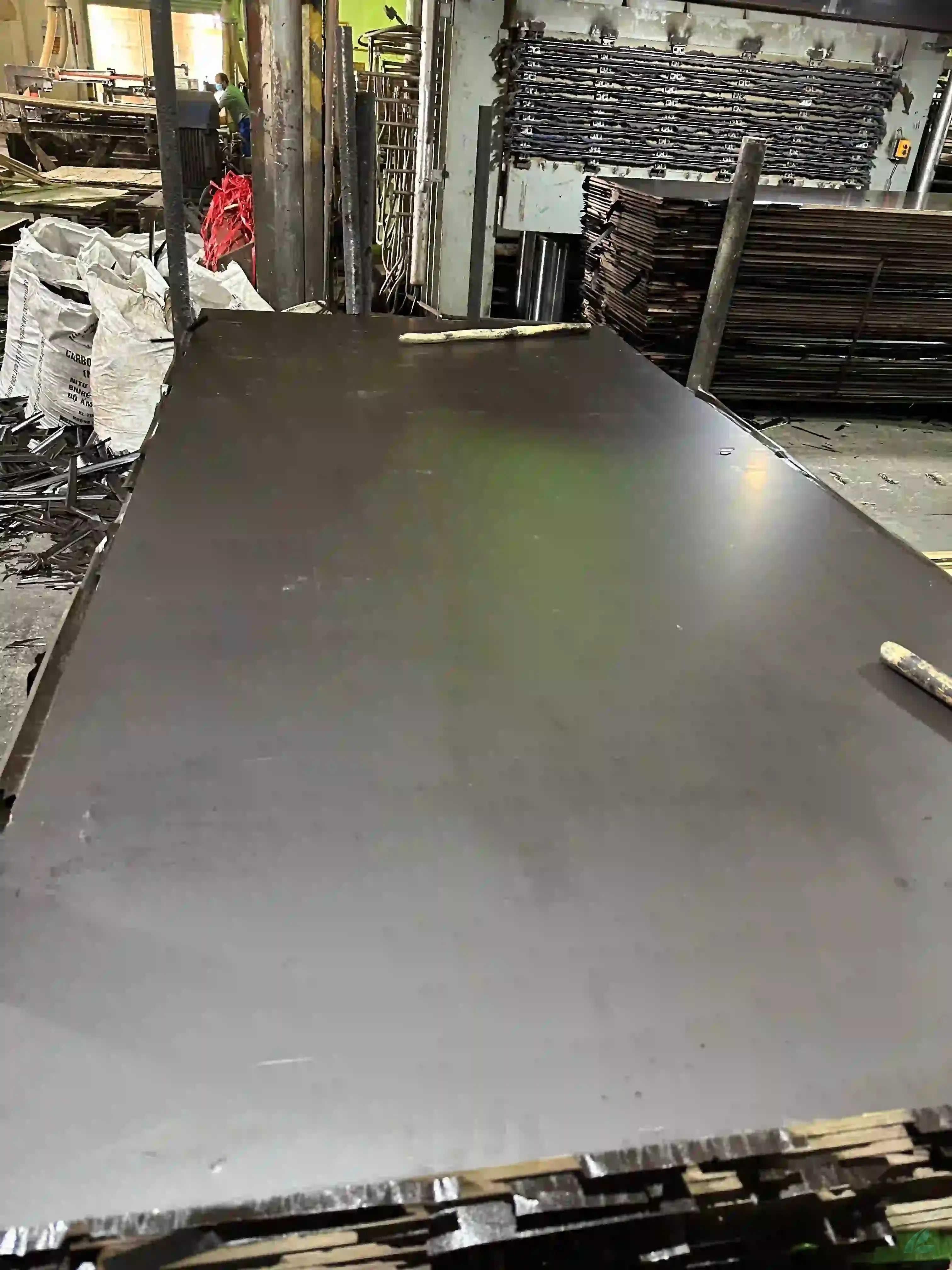 Film faced plywood Vietnam black brown export factory hcply 122