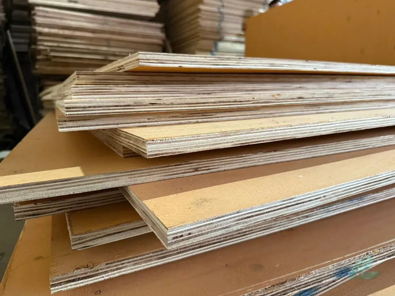 Matt plywood Vietnam export quality hcply 015