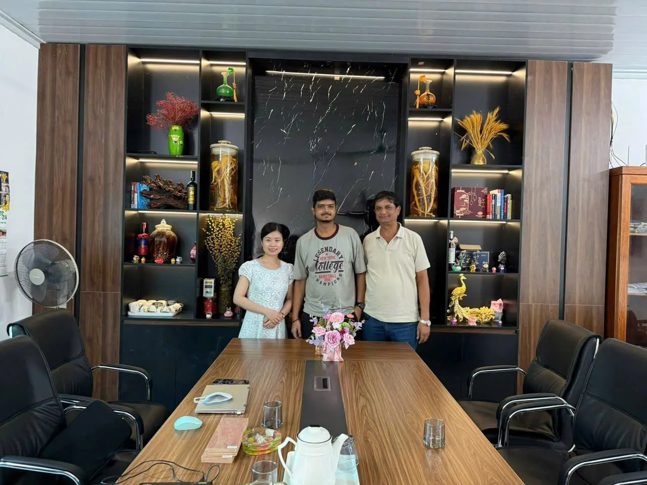 Korean furniture manufacturer at HCPLY factory inspection